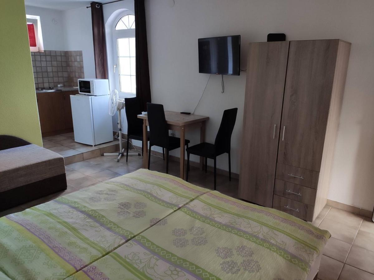 Vasti Apartman シオーフォク エクステリア 写真